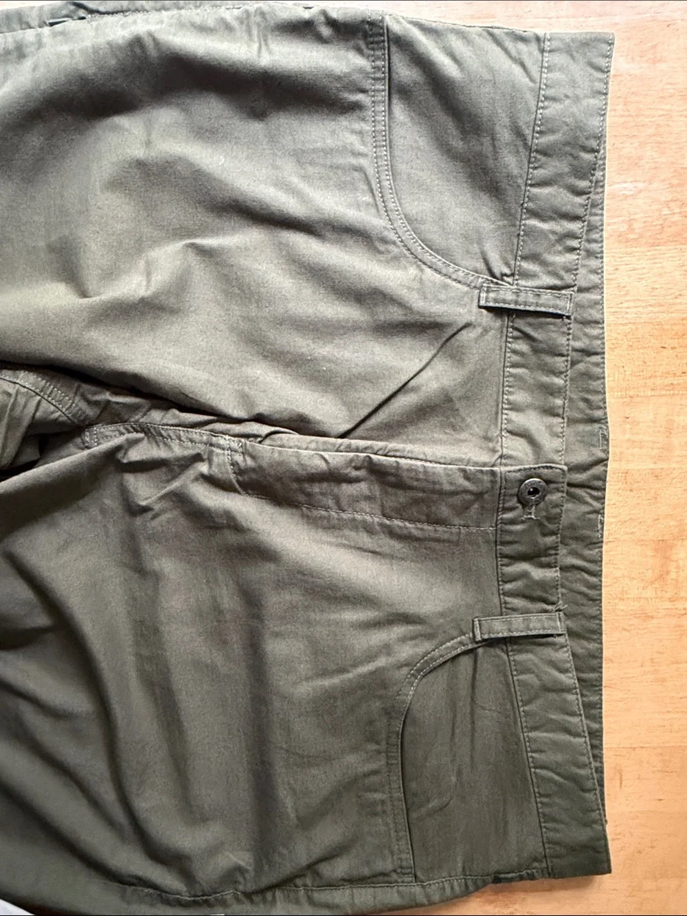 The North Face Men's Olive Cargo Pants - Military Green